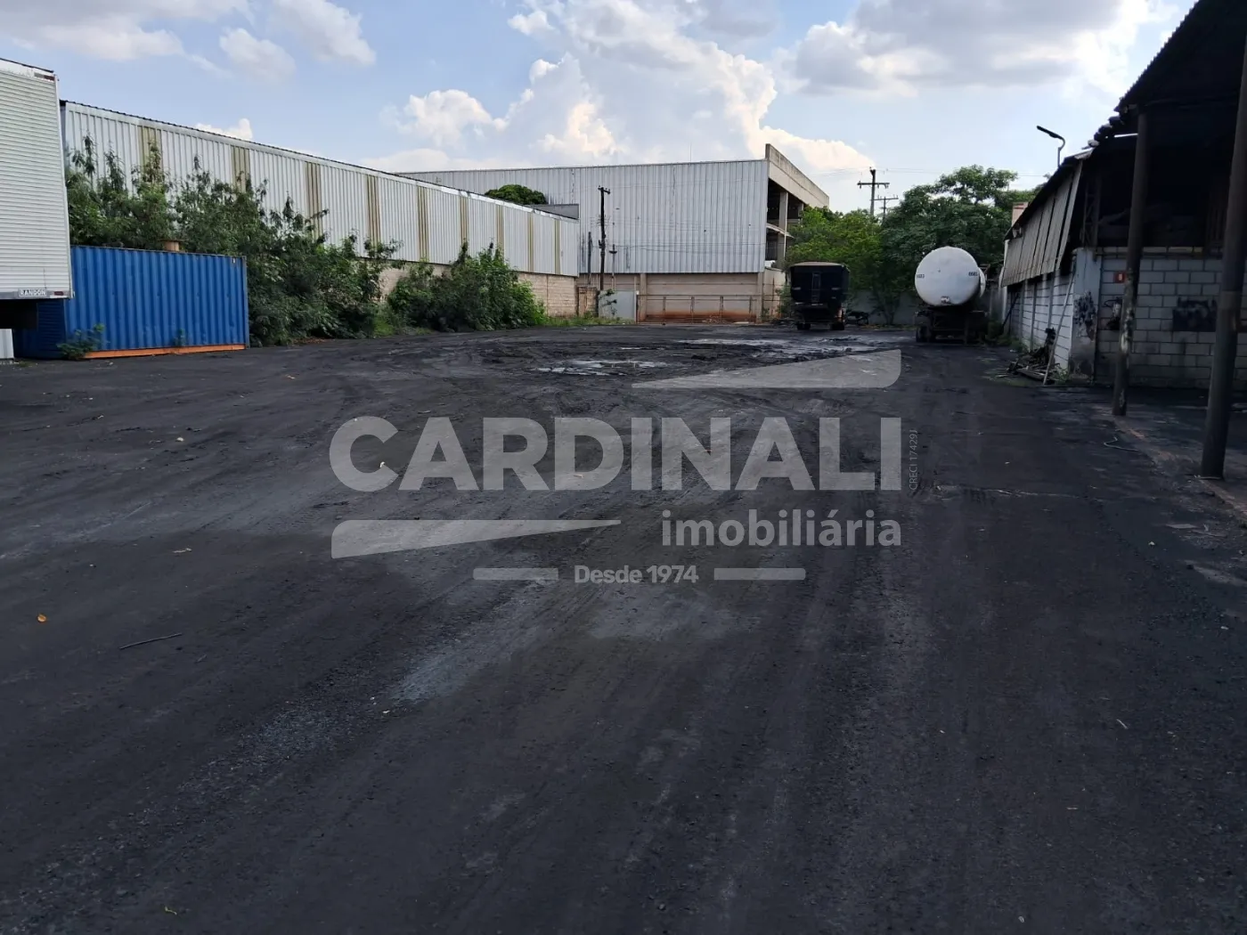 Comprar Comercial / Barracão em Américo Brasiliense R$ 2.700.000,00 - Foto 4