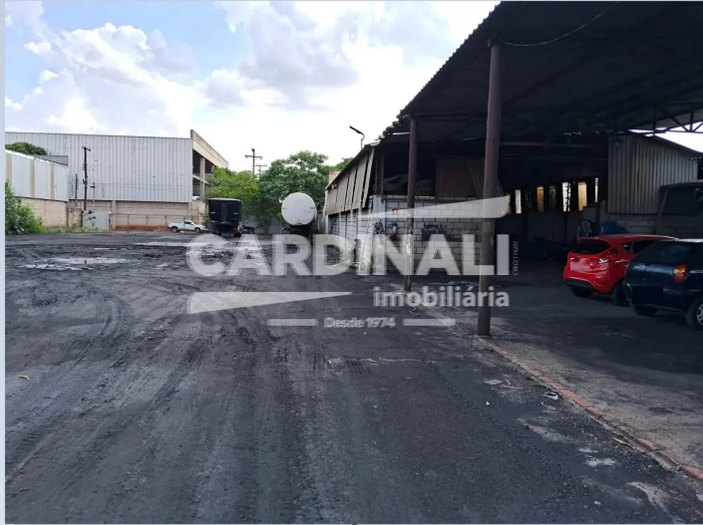Comprar Comercial / Barracão em Américo Brasiliense R$ 2.700.000,00 - Foto 5