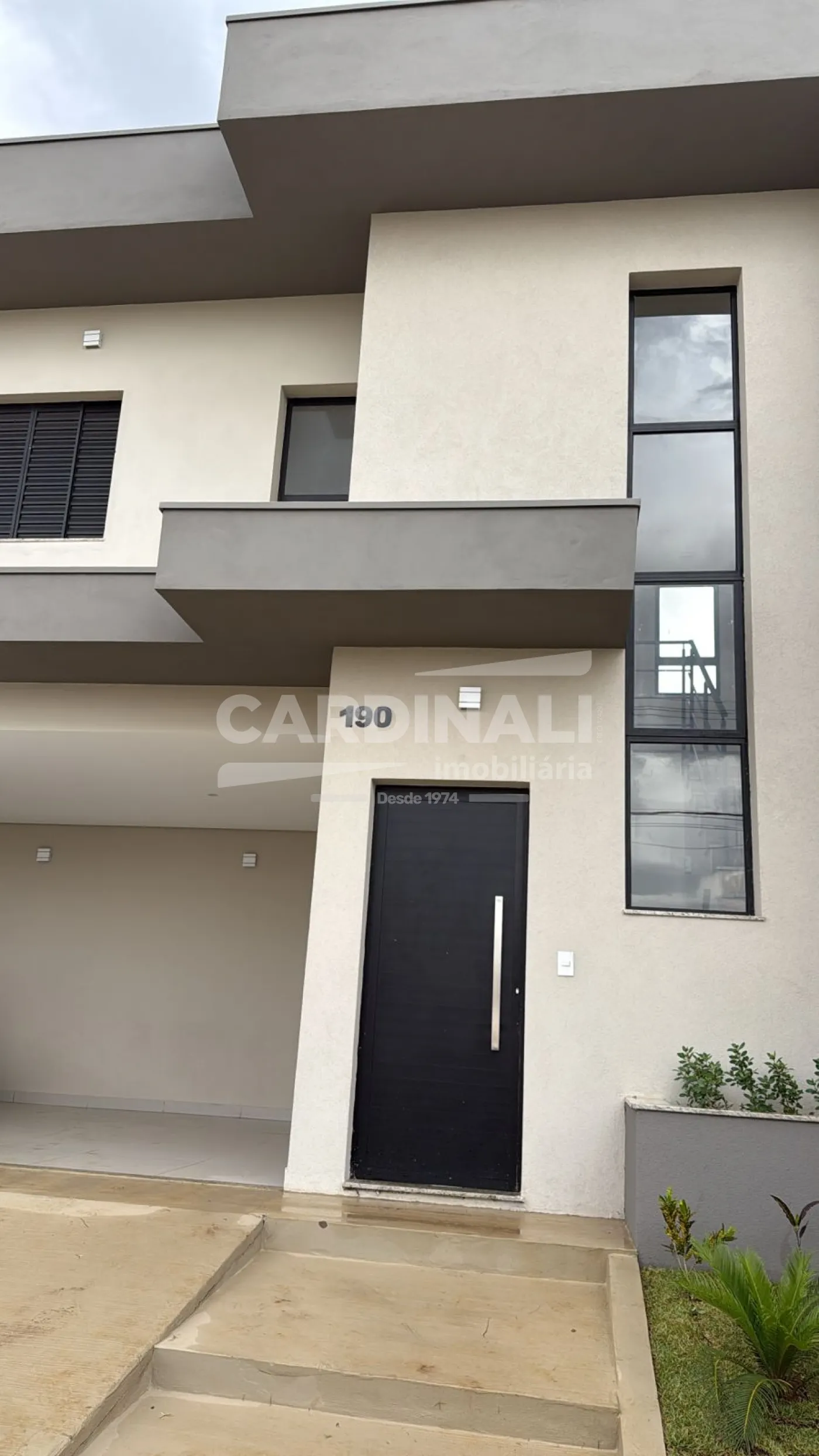 Casa / Sobrado Condomínio em São Carlos Alugar por R$6.667,00