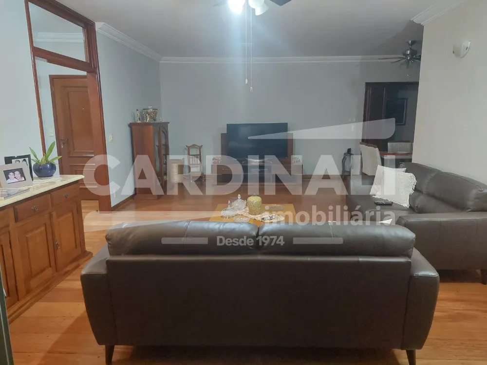 Comprar Apartamento / Padrão em Araraquara R$ 950.000,00 - Foto 3