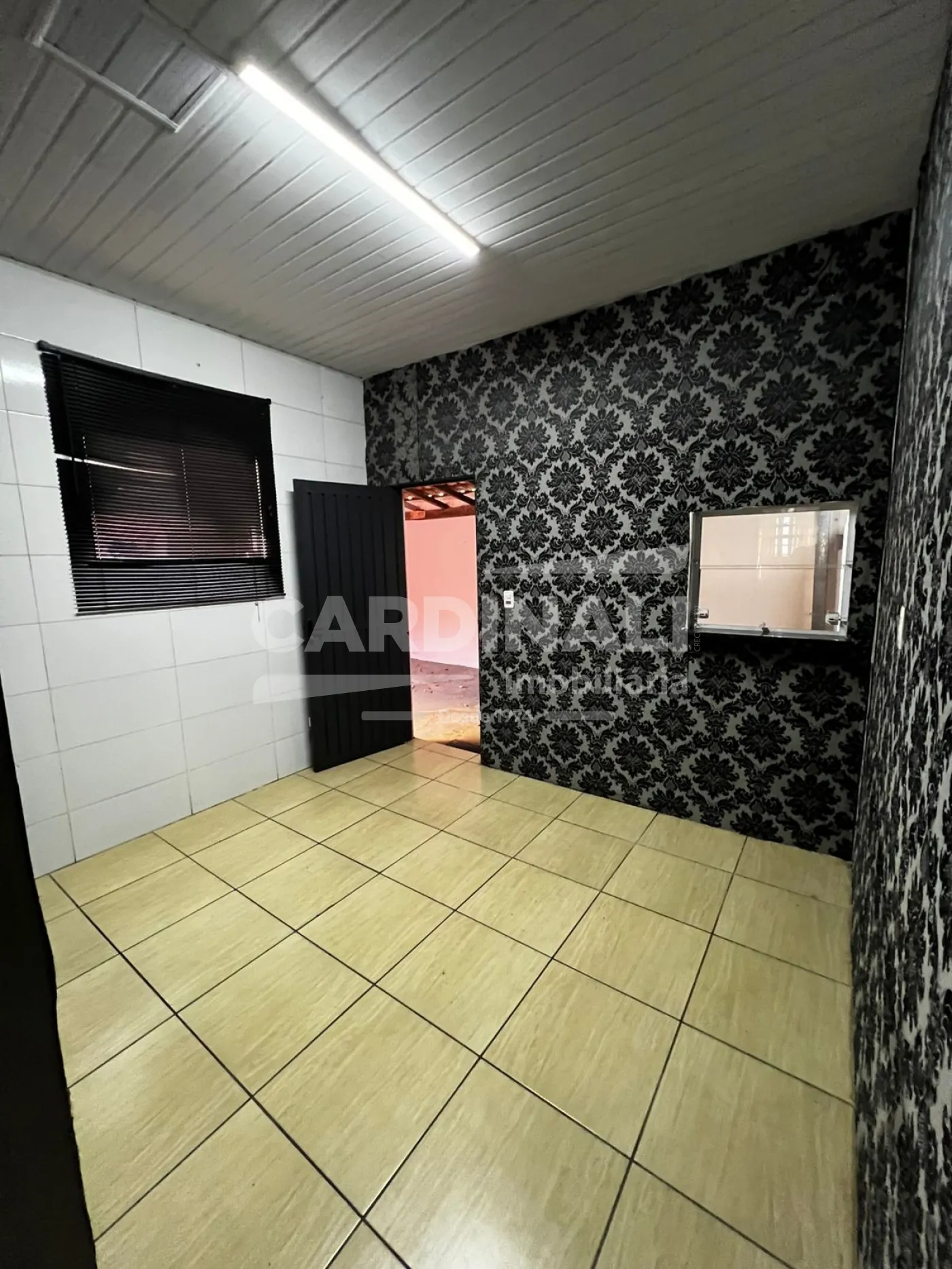 Alugar Comercial / Padrão em São Carlos R$ 2.200,00 - Foto 8