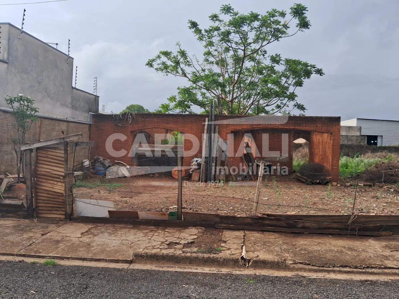 Comprar Terreno / Padrão em Araraquara R$ 373.000,00 - Foto 6