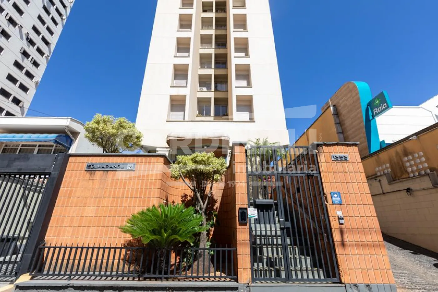 Apartamento / Padrão em Campinas , Comprar por R$270.000,00