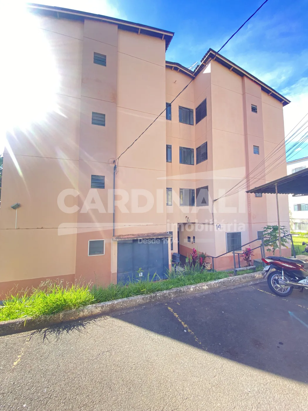 Apartamento / Padrão em São Carlos , Comprar por R$145.000,00