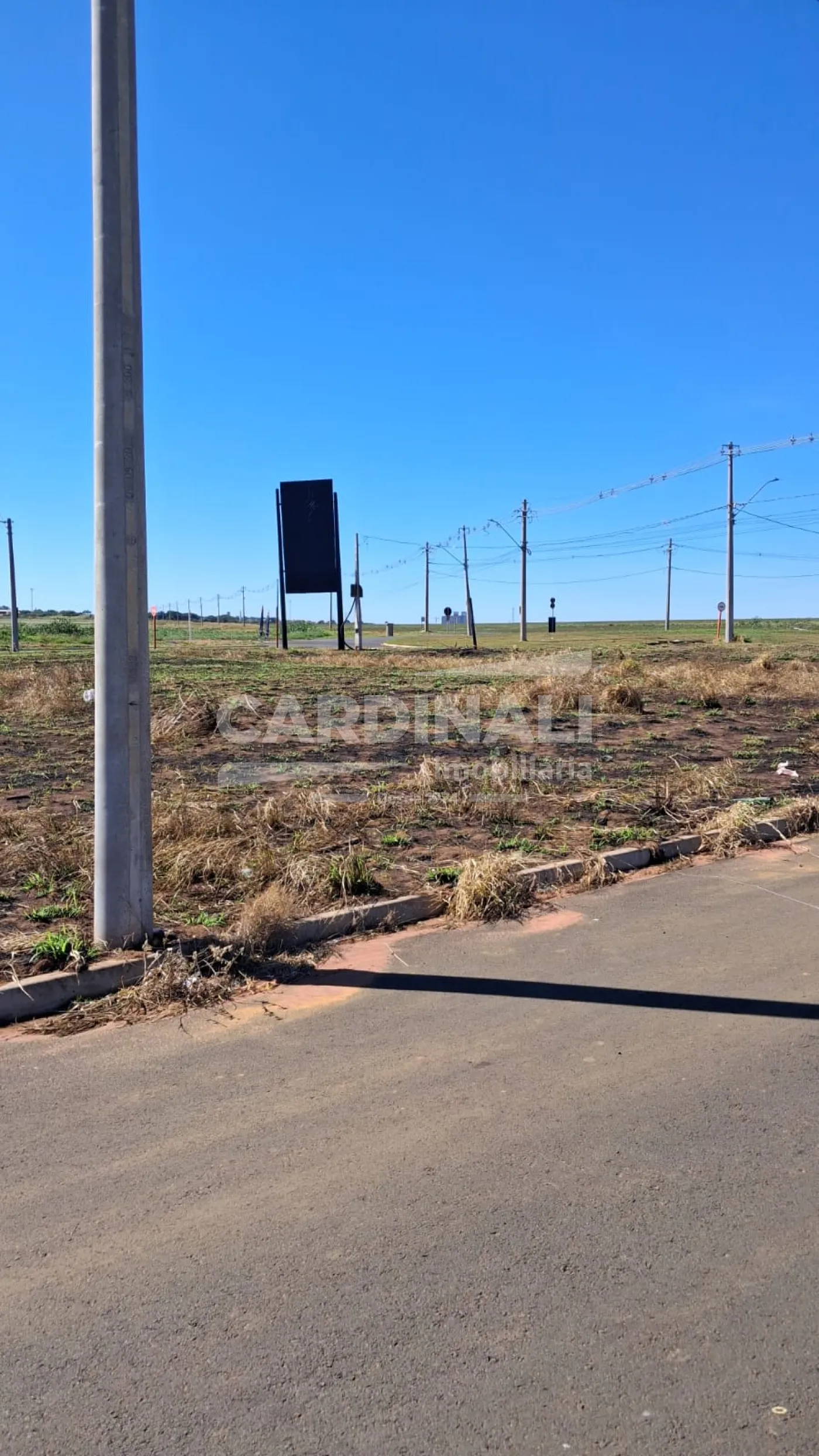 Terreno / Condomínio em São Carlos , Comprar por R$192.000,00