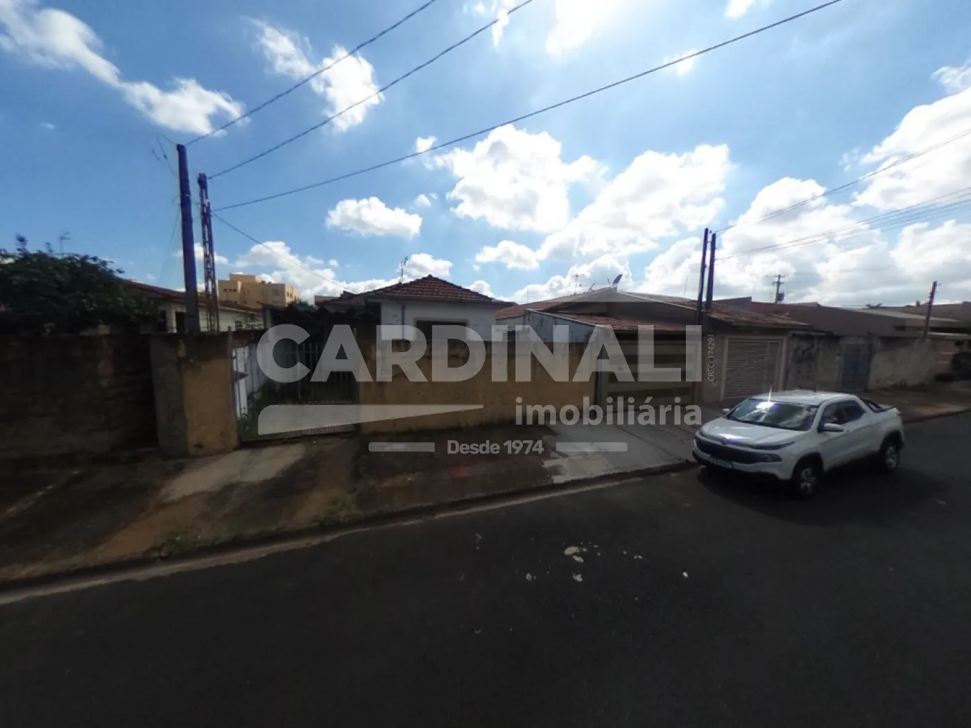 Alugar Casa / Padrão em São Carlos R$ 800,00 - Foto 1