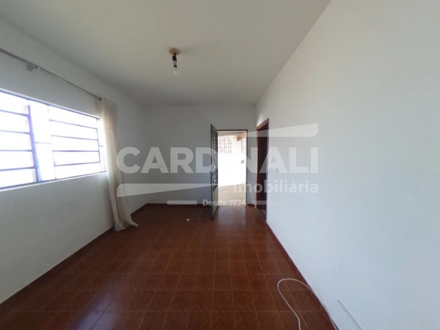 Alugar Casa / Padrão em São Carlos R$ 800,00 - Foto 6