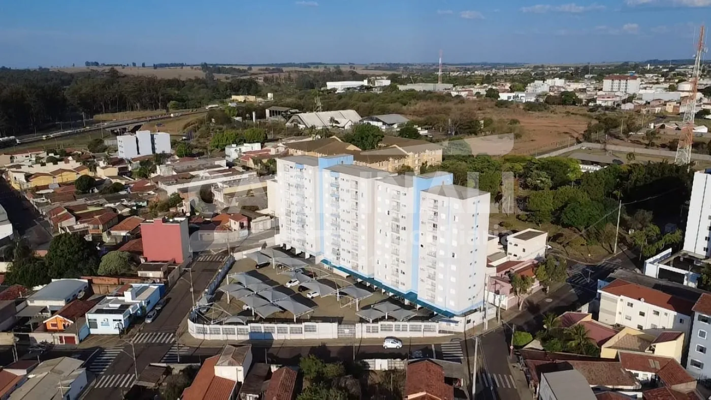 Alugar Apartamento / Padrão em São Carlos R$ 900,00 - Foto 2