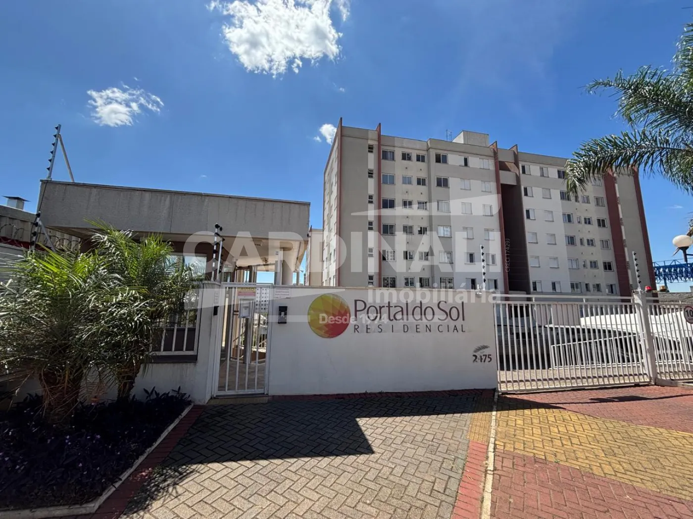 Apartamento / Padrão em São Carlos Alugar por R$1.200,00