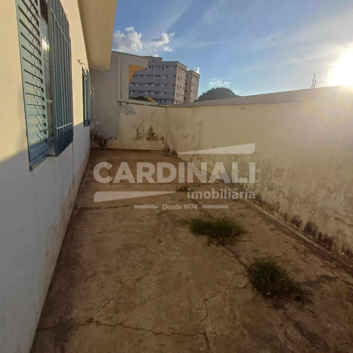 lateral Alugar Casa / Padrão em São Carlos R$ 1.600,00 - Foto 4
