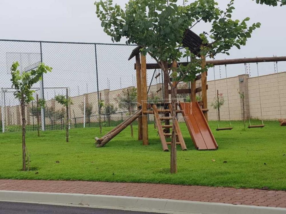 Comprar Terreno / Condomínio em Araraquara R$ 450.000,00 - Foto 9