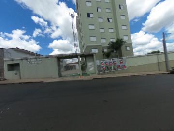 Alugar Apartamento / Padrão em São Carlos. apenas R$ 782,00