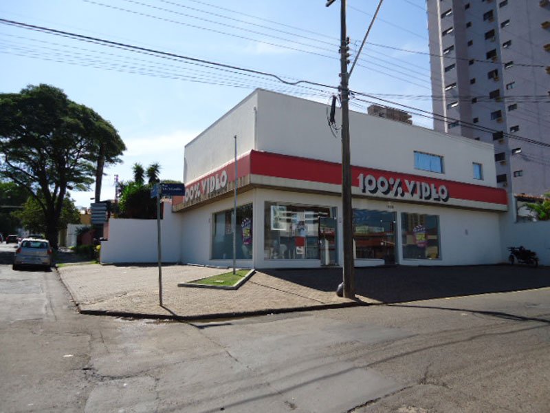 Alugar Comercial / Salão em São Carlos. apenas R$ 8.950,00