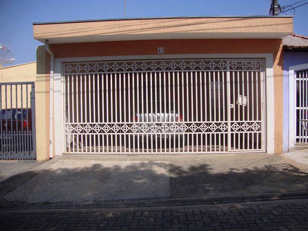 Alugar Casa / Padrão em São Carlos. apenas R$ 265.000,00
