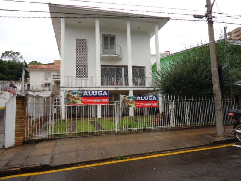 Casa sobrado com 3 dormitórios e 1 suíte no Jardim São Carlos próxima ao Mercado Municipal em São Carlos