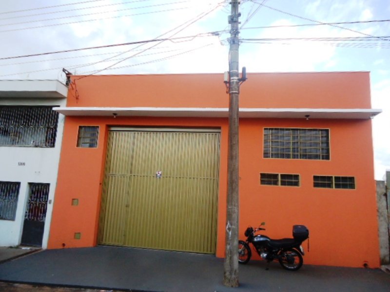 Galpão Comercial na Vila Boa Vista I próximo ao Parque do Bicão em São Carlos