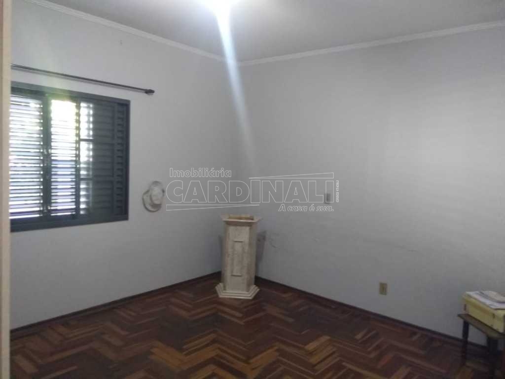 Alugar Casa / Padrão em São Carlos. apenas R$ 550.000,00