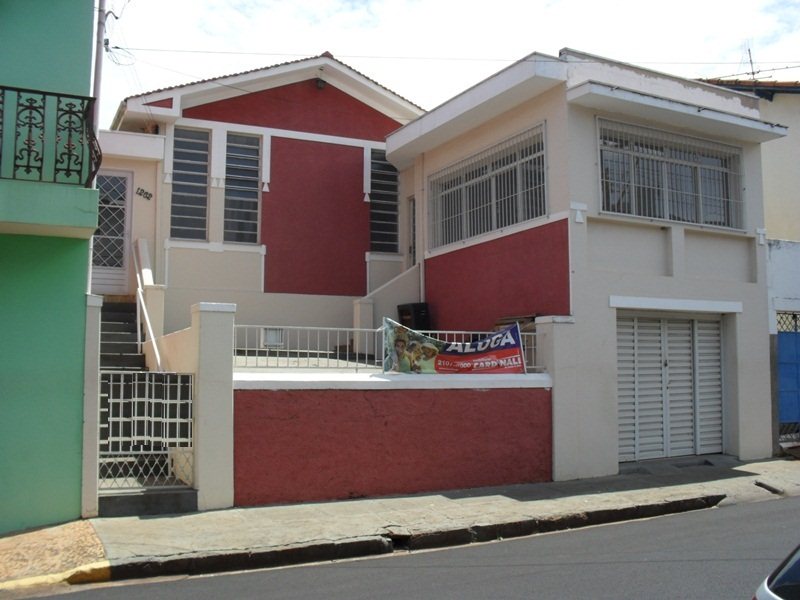 Alugar Casa / Padrão em São Carlos. apenas R$ 480.000,00