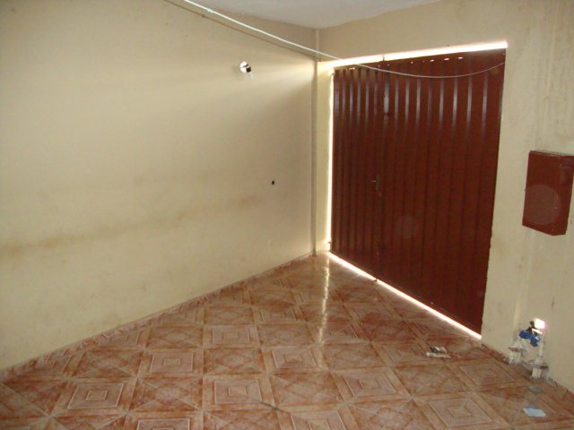 Alugar Casa / Padrão em São Carlos. apenas R$ 500,00