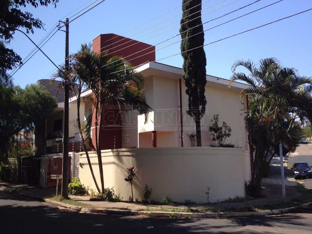 Alugar Casa / Padrão em São Carlos. apenas R$ 2.223,00