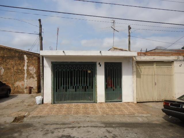 Alugar Casa / Padrão em São Carlos. apenas R$ 195.000,00