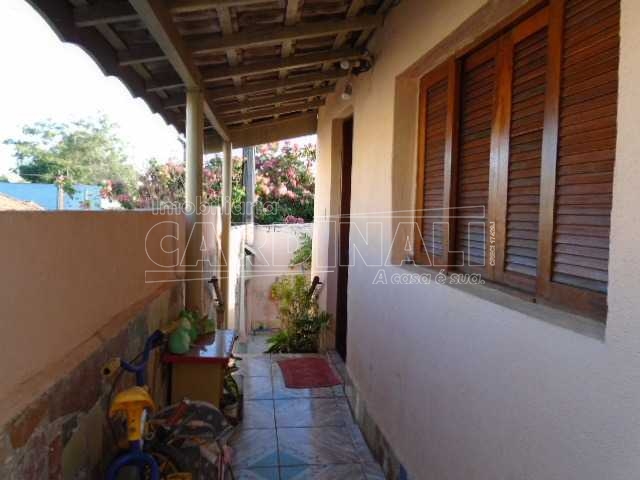 Alugar Casa / Padrão em São Carlos. apenas R$ 250.000,00