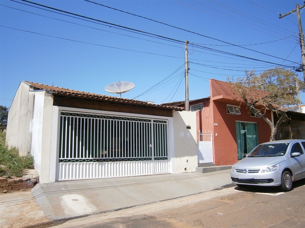 Alugar Casa / Padrão em São Carlos. apenas R$ 426.000,00