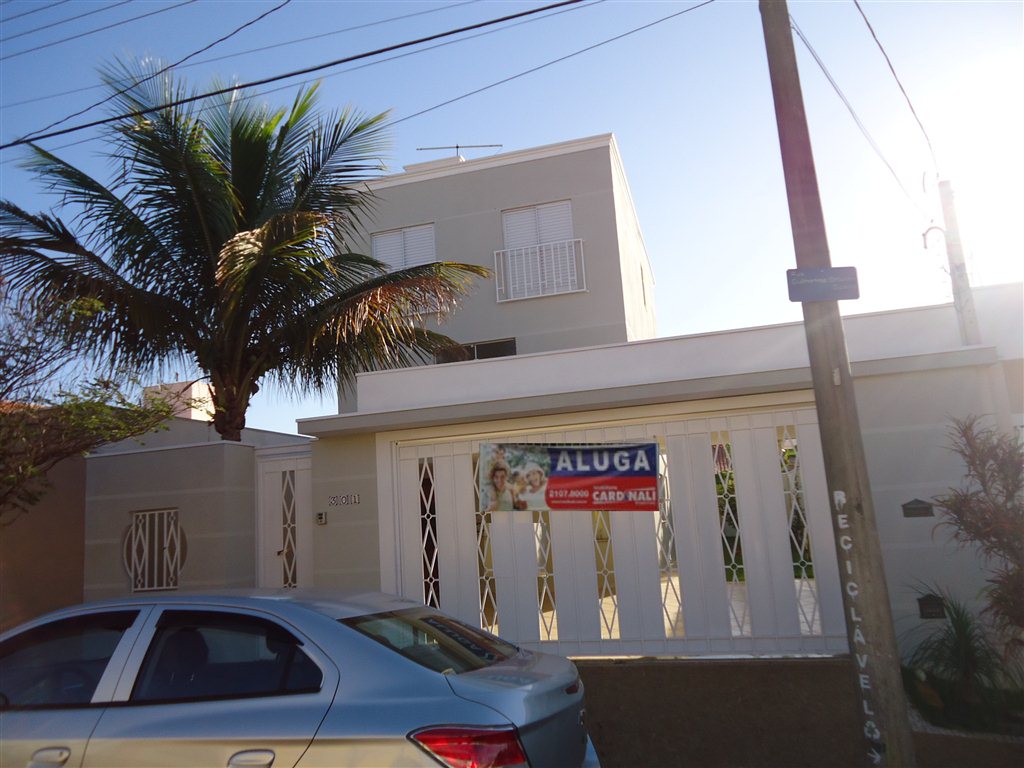 Alugar Casa / Condomínio em São Carlos. apenas R$ 3.000,00