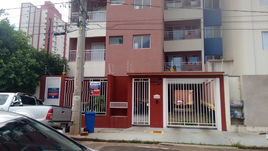 Alugar Apartamento / Padrão em São Carlos. apenas R$ 1.518,00