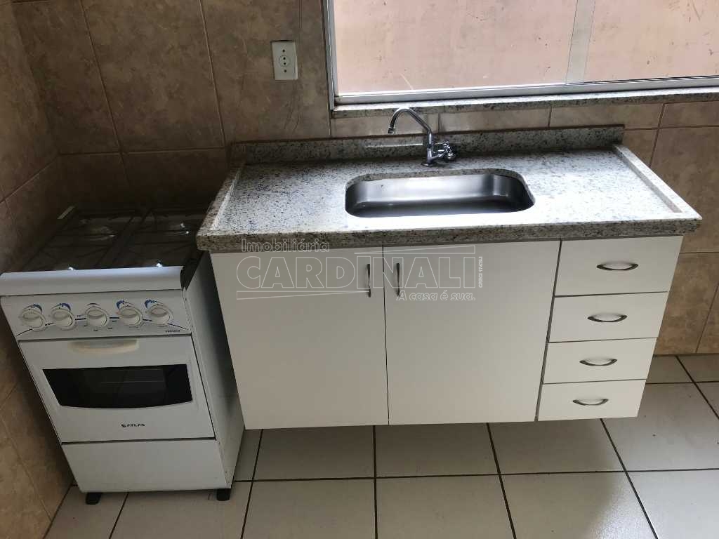 Apartamento com 1 dormitório no Jardim São Carlos próximo a Catedral em São Carlos