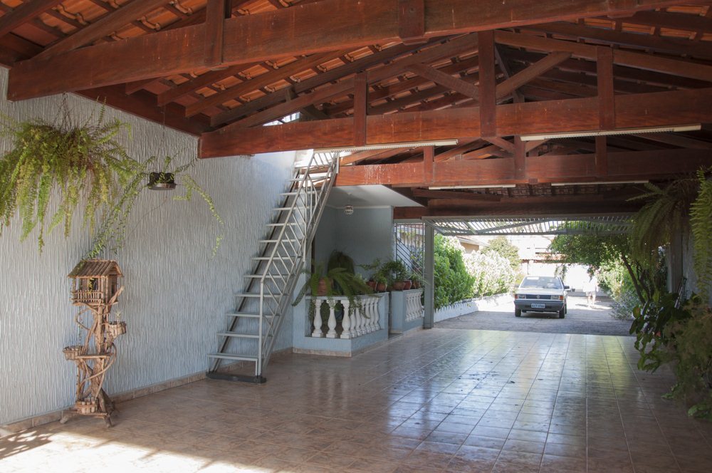Casa sobrado com 2 dormitórios e 3 suítes na Vila Celina próxima a USP em São Carlos