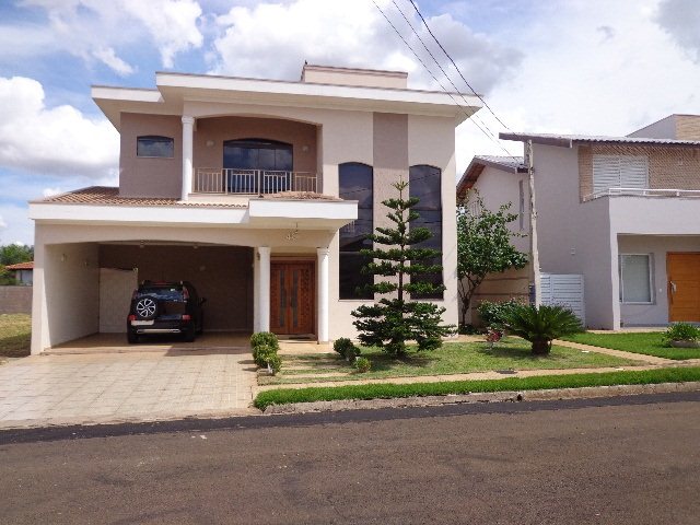 Alugar Casa / Condomínio em São Carlos. apenas R$ 5.350,00