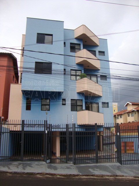 Alugar Apartamento / Padrão em São Carlos. apenas R$ 730,00