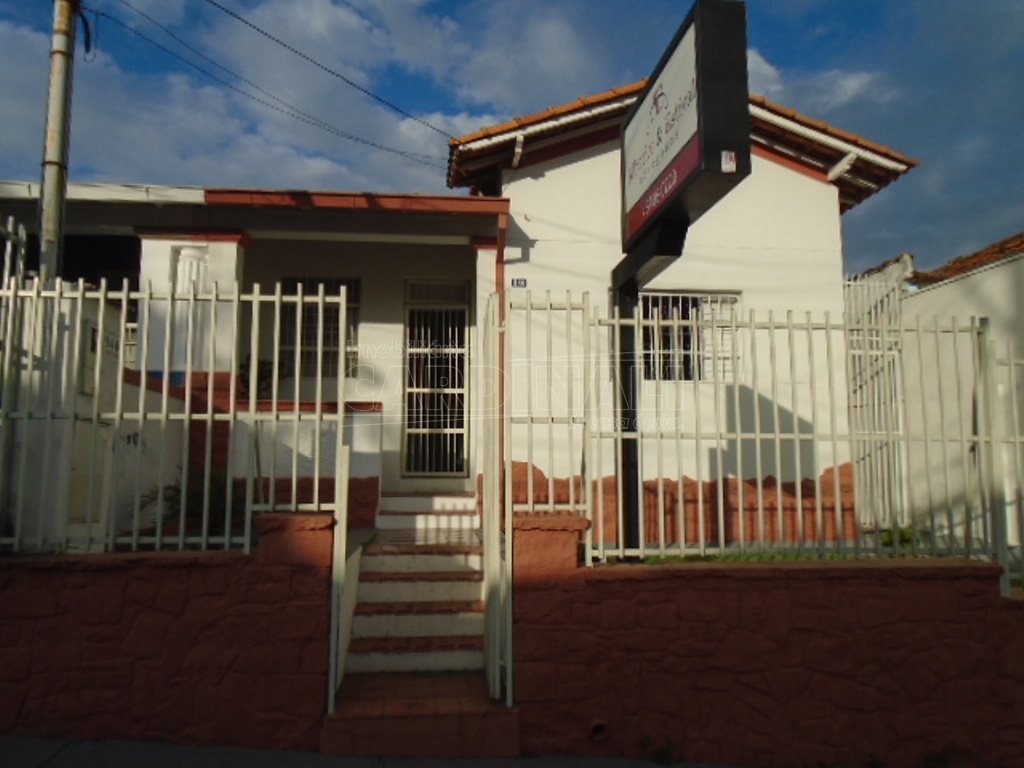 Alugar Casa / Padrão em São Carlos. apenas R$ 1.650,00
