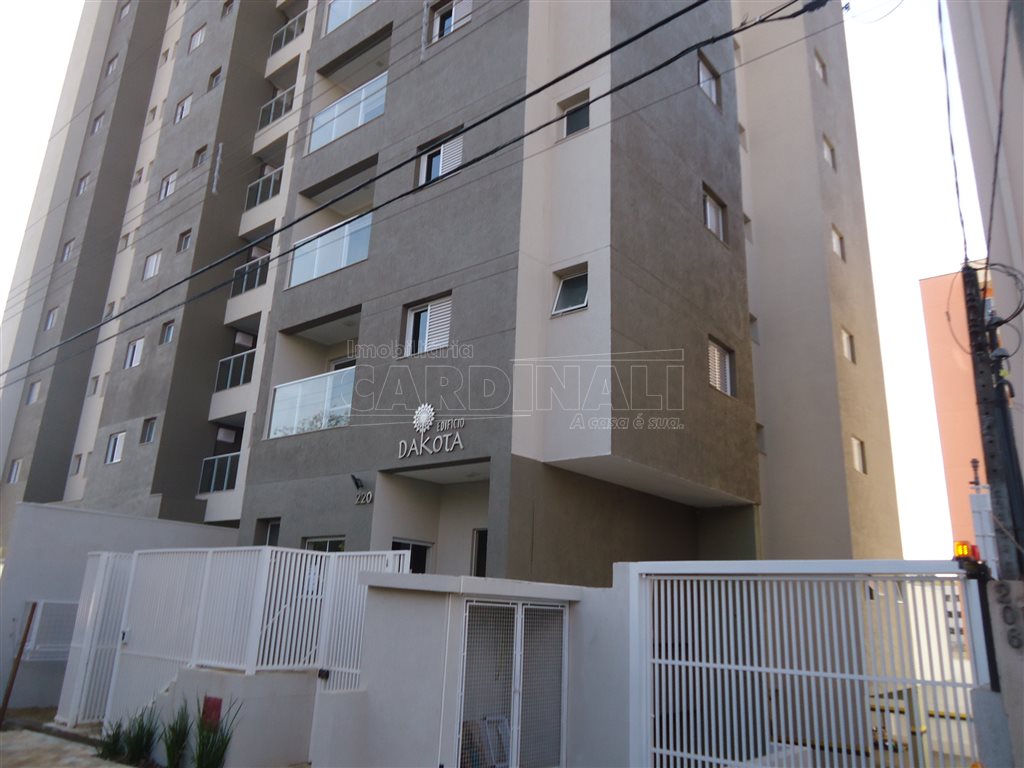 Alugar Apartamento / Padrão em São Carlos. apenas R$ 1.579,80
