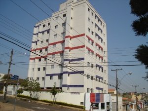 Alugar Apartamento / Padrão em São Carlos. apenas R$ 170.000,00