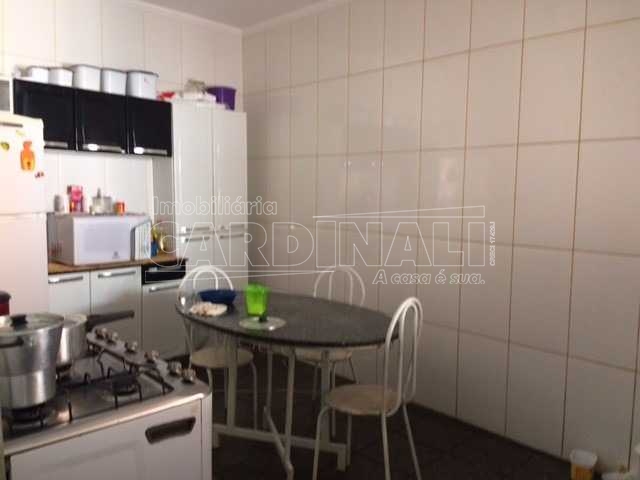 Alugar Casa / Padrão em Ibaté. apenas R$ 350.000,00