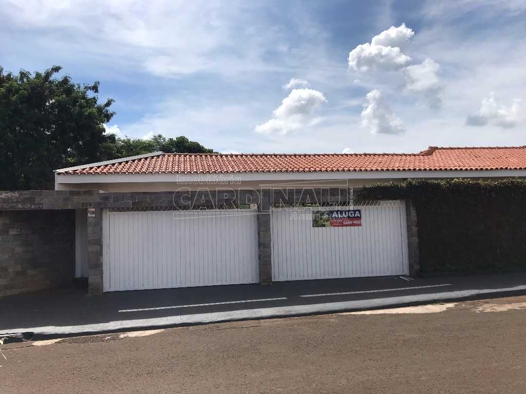 Alugar Casa / Padrão em São Carlos. apenas R$ 2.223,00