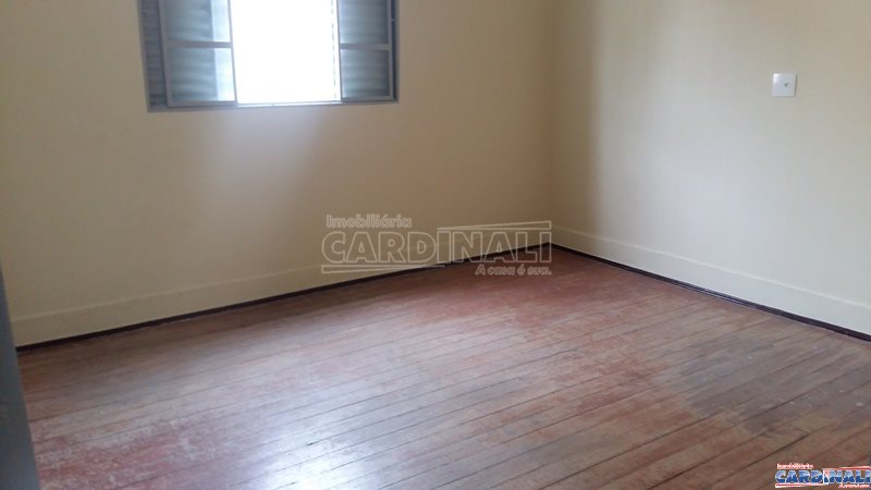 imagem 5 - Casa com 4 dormitórios no Centro ao lado da Escola Criativa em São Carlos imagem 5 - Casa com 4 dormitórios no Centro ao lado da Escola Criativa em São Carlos