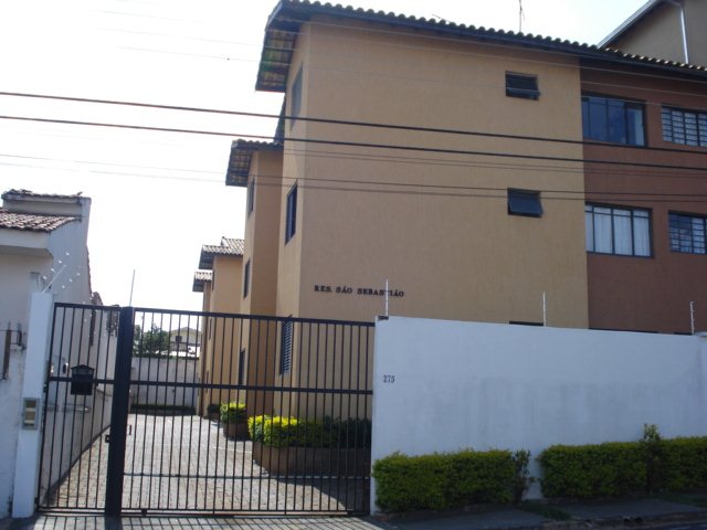 Alugar Apartamento / Padrão em São Carlos. apenas R$ 360,00