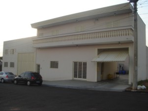 Alugar Casa / Padrão em São Carlos. apenas R$ 1.300.000,00