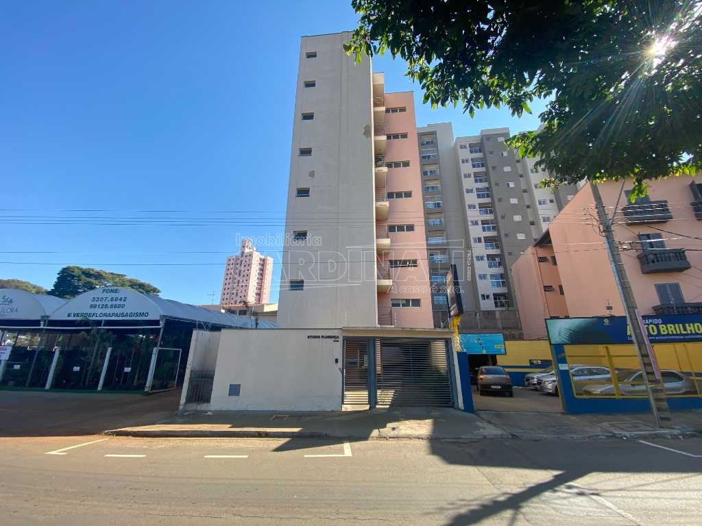 Alugar Apartamento / Padrão em São Carlos. apenas R$ 1.030,00