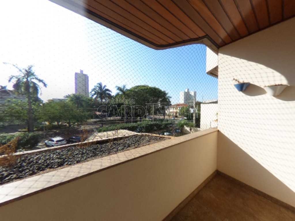 Apartamento com 2 dormitórios e 1 suíte no Centro em Araraquara