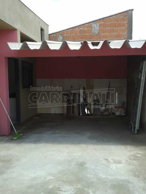 Alugar Casa / Padrão em São Carlos. apenas R$ 245.000,00