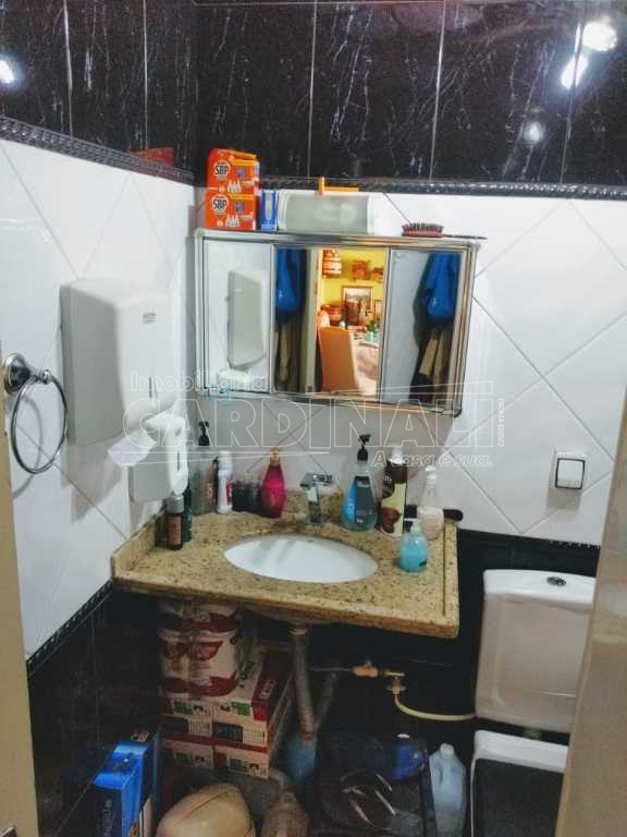Alugar Apartamento / Padrão em Araraquara. apenas R$ 100.000,00