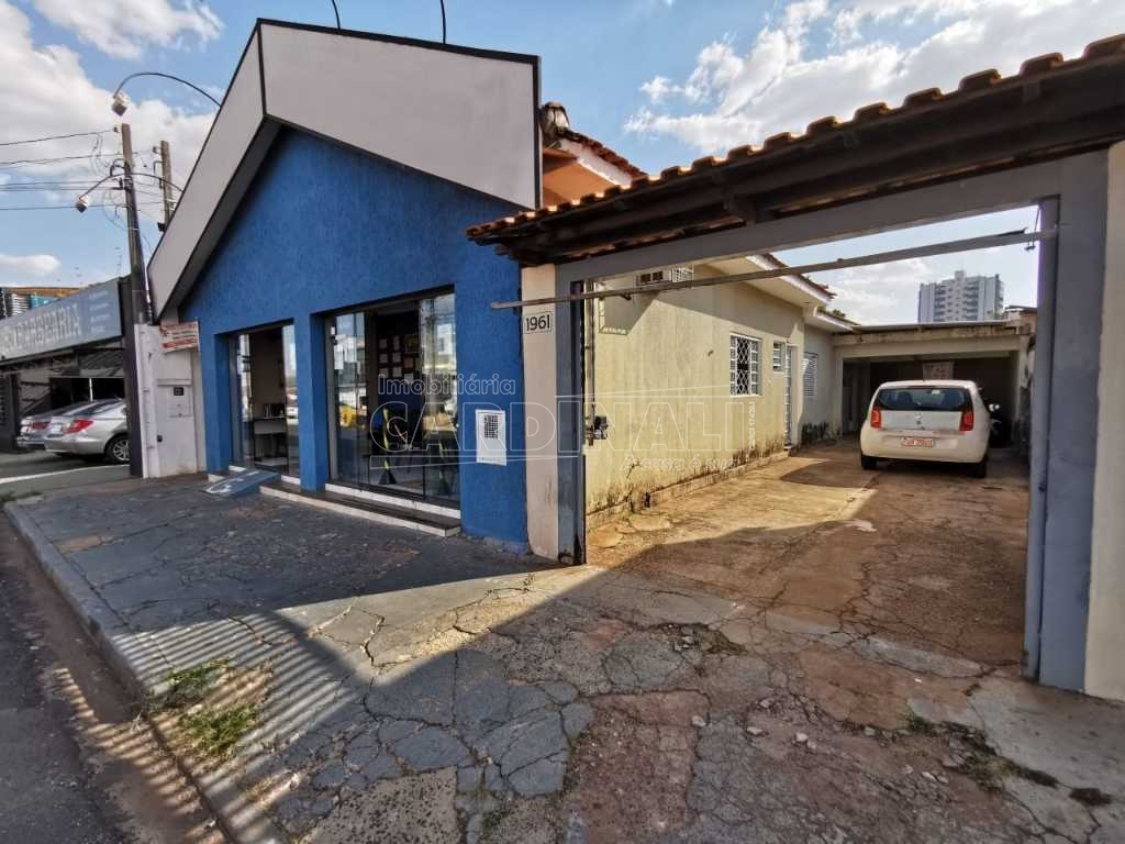 Alugar Casa / Padrão em Araraquara. apenas R$ 4.500,00