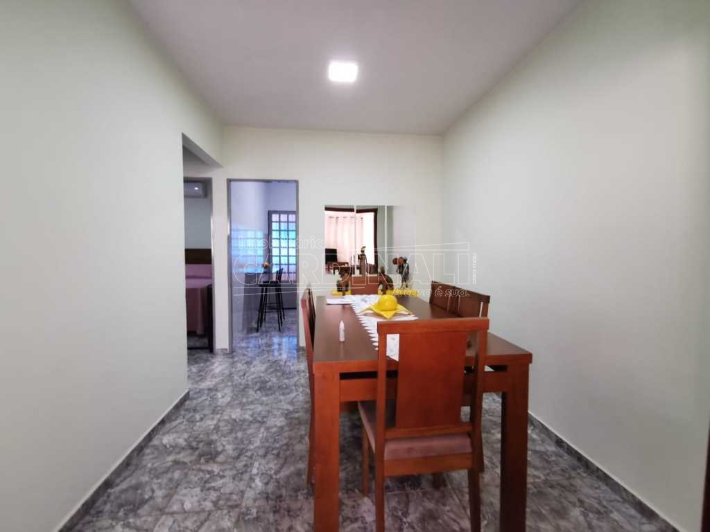Alugar Casa / Padrão em Araraquara. apenas R$ 179.000,00