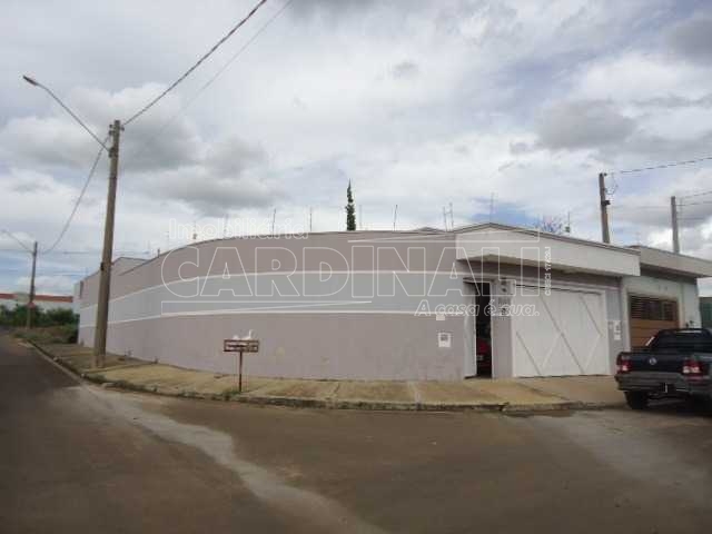 Alugar Casa / Padrão em São Carlos. apenas R$ 590.000,00