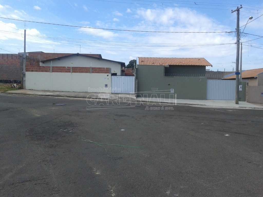 Alugar Terreno / Padrão em São Carlos. apenas R$ 110.000,00