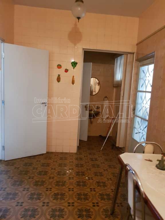 imagem 1 - Casa sobrado com 2 dormitórios e 1 suíte no Centro próxima ao Hospital Santa Casa em São Carlos imagem 1 - Casa sobrado com 2 dormitórios e 1 suíte no Centro próxima ao Hospital Santa Casa em São Carlos